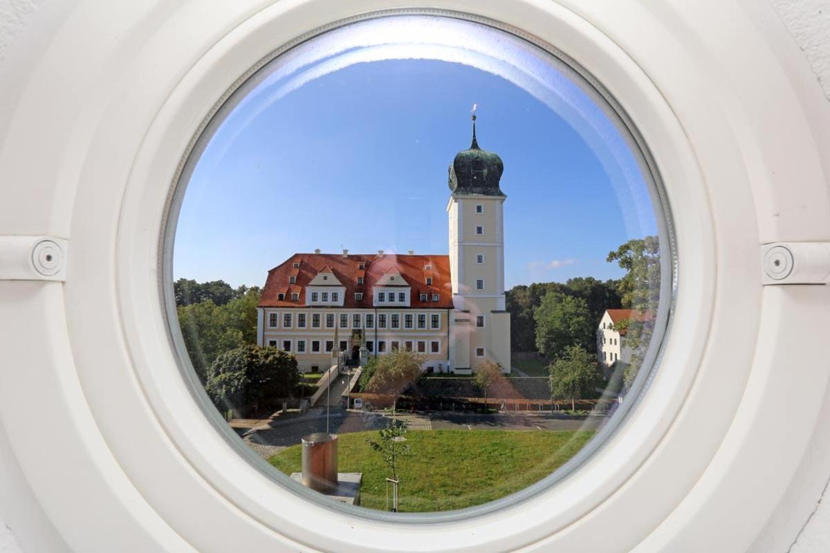 Appartments Zur Schlosswache Delitzsch Dış mekan fotoğraf