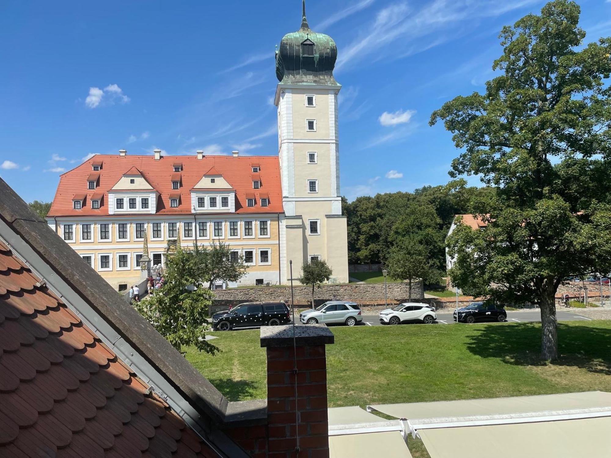 Appartments Zur Schlosswache Delitzsch Dış mekan fotoğraf