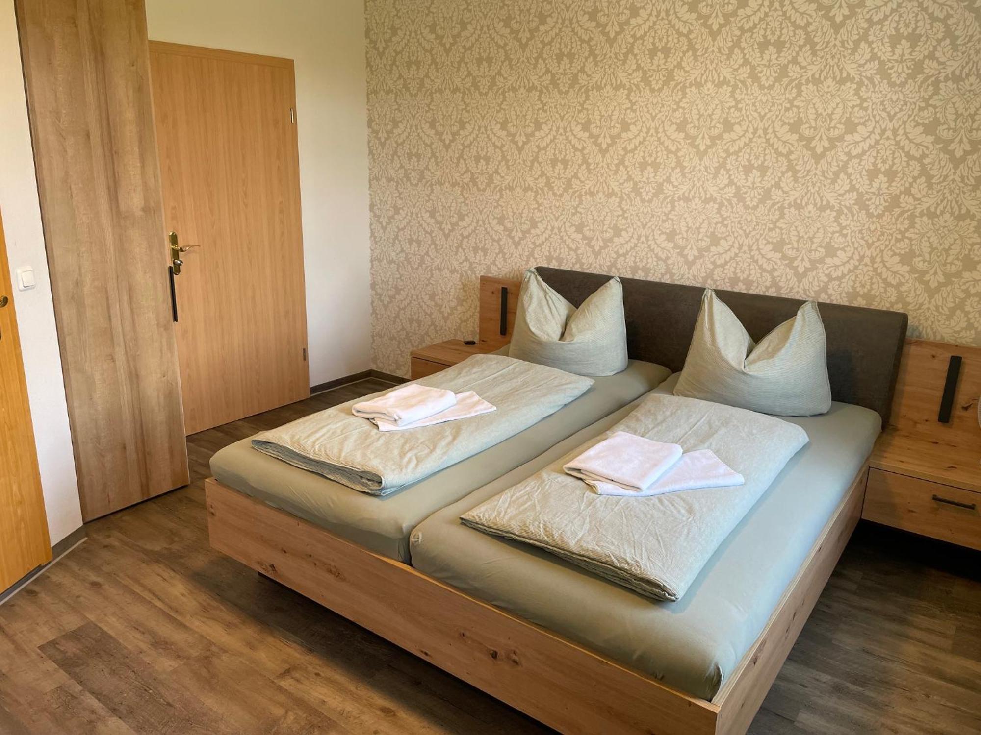 Appartments Zur Schlosswache Delitzsch Dış mekan fotoğraf