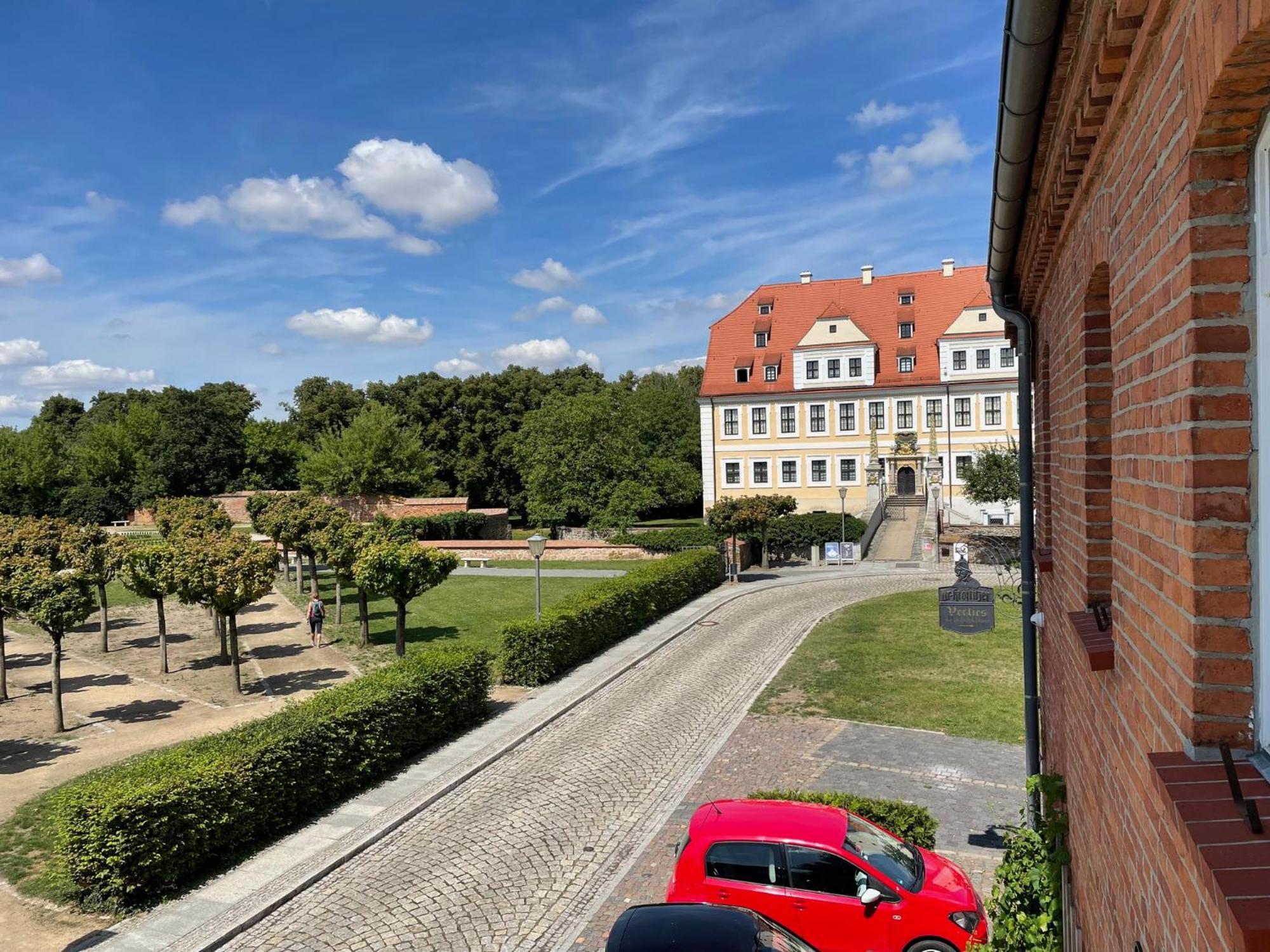 Appartments Zur Schlosswache Delitzsch Dış mekan fotoğraf